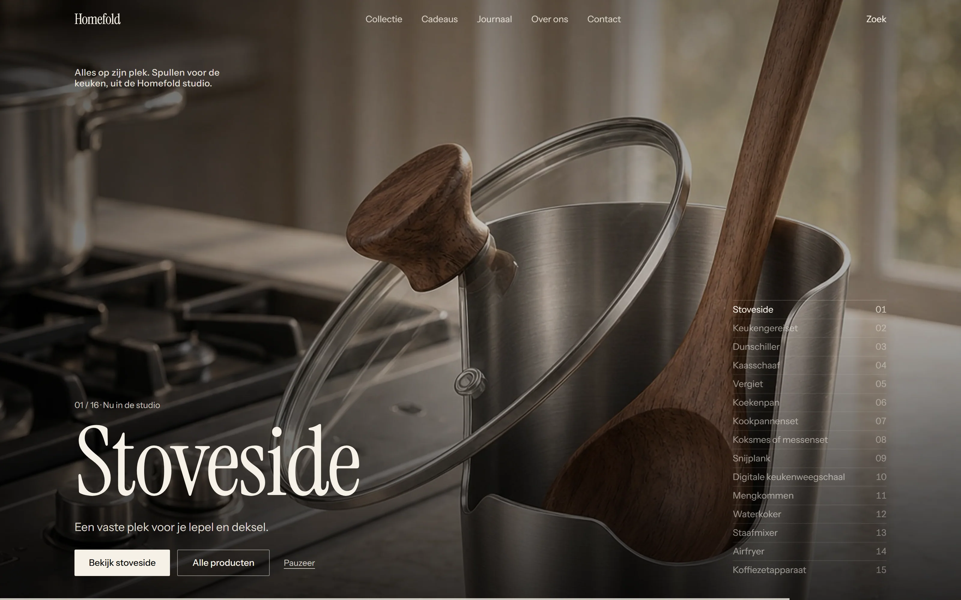 Homepage van Homefold met een schermvullende foto van Stoveside en een lijst met alle producten